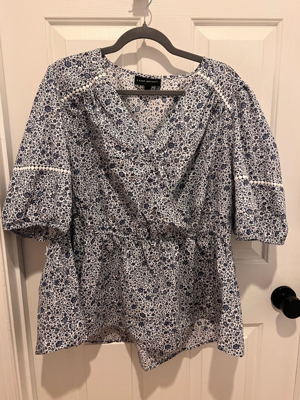 Lane Bryant Blue and White Cottagecore Cinch Waist Top - No Tie Belt